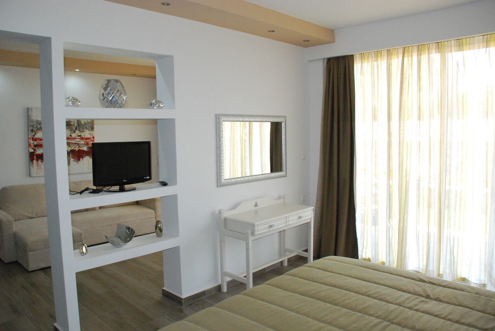 Sunshine Hotel Лардос Экстерьер фото