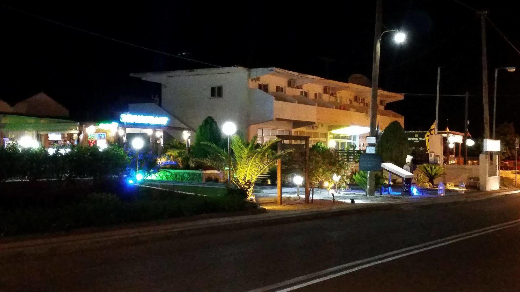 Sunshine Hotel Лардос Экстерьер фото